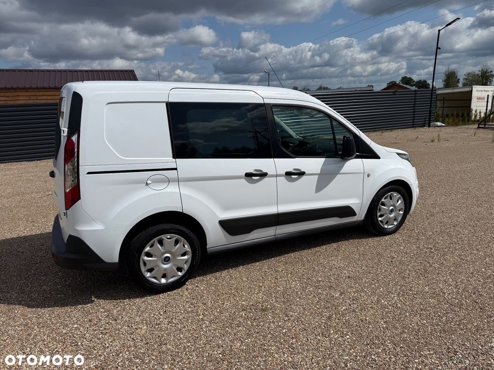 Ford Transit Connect - 14