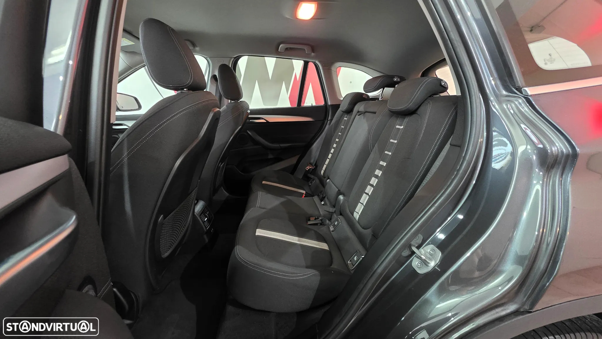 BMW X1 16 d sDrive Auto Line Sport - 20