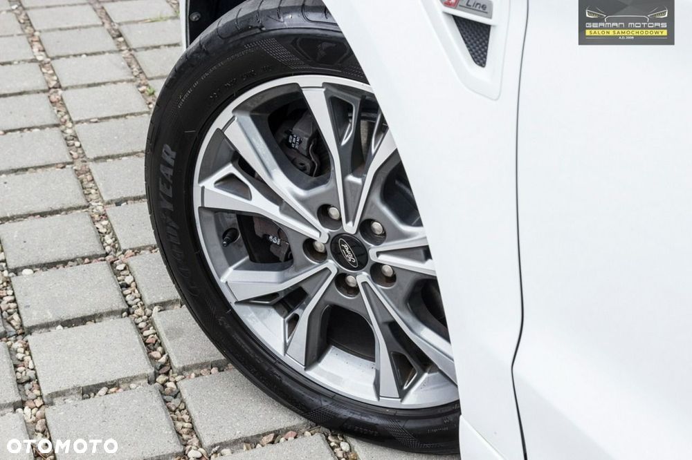 Ford S-Max - 21