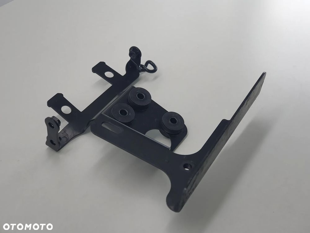 MOCOWANIE POMPY ABS PODSTAWA HONDA  CMX 500 REBEL - 3