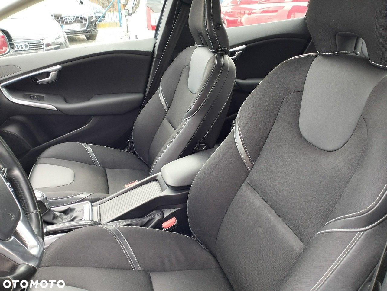 Volvo V40 - 14