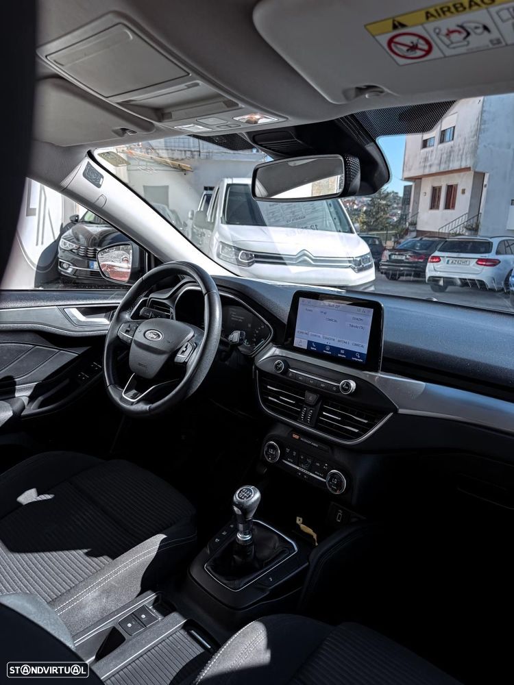 Ford Focus 1.5 TDCi ECOBlue Titanium - 10