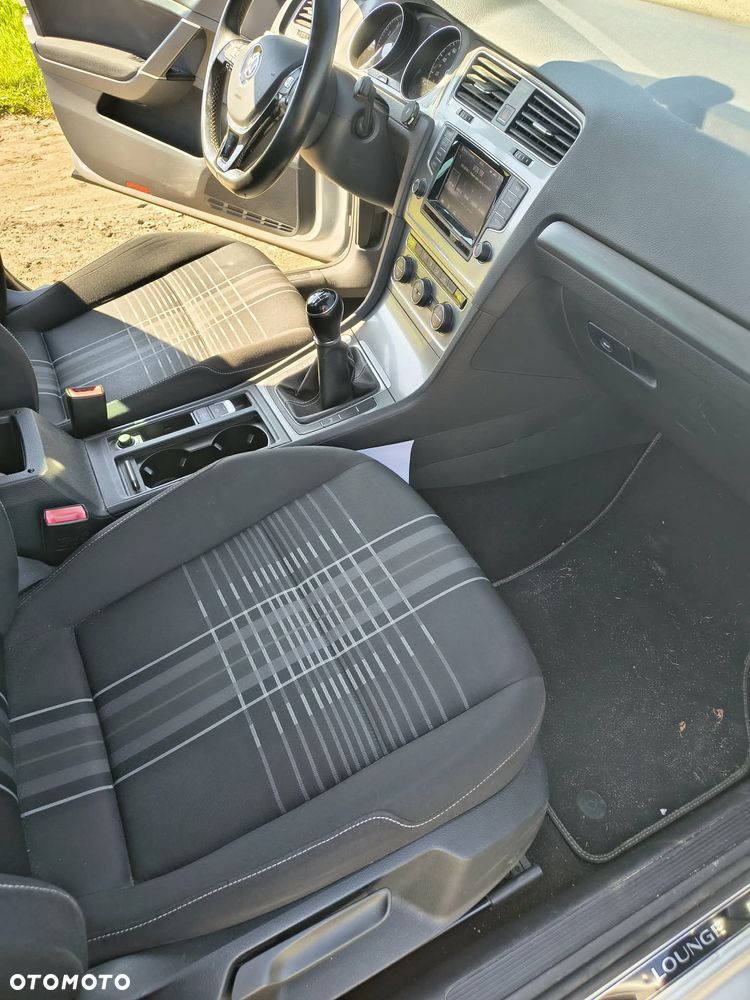 Volkswagen Golf 1.2 TSI BMT Comfortline - 15