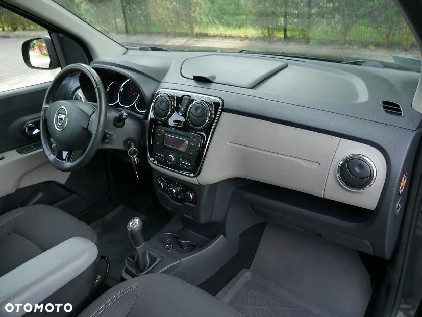 Dacia Lodgy 1.6 Laureate - 8