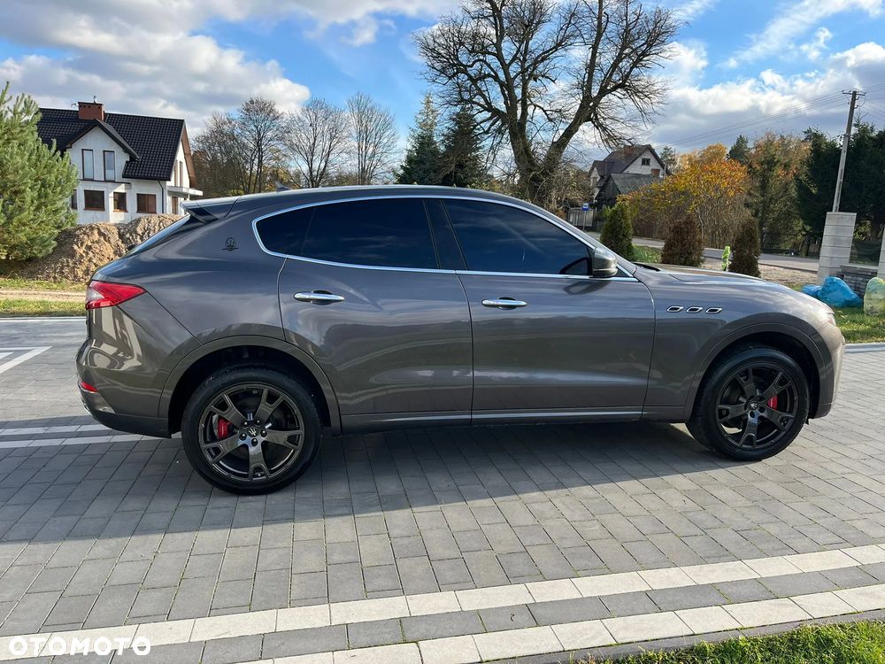 Maserati Levante Granlusso - 9
