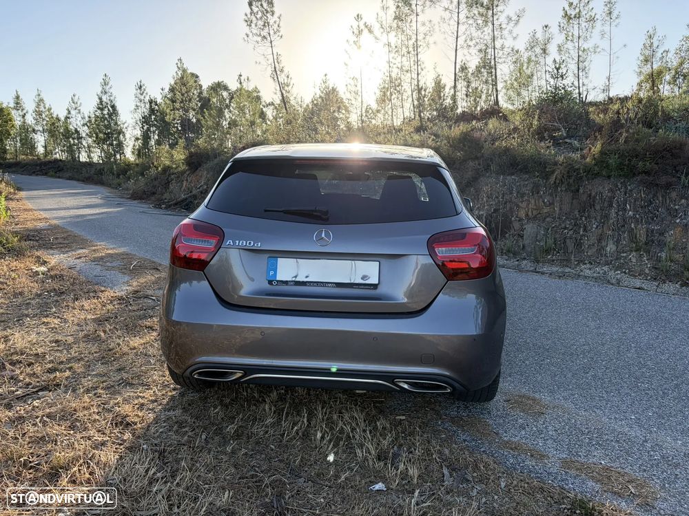 Mercedes-Benz A 180 d Urban - 4