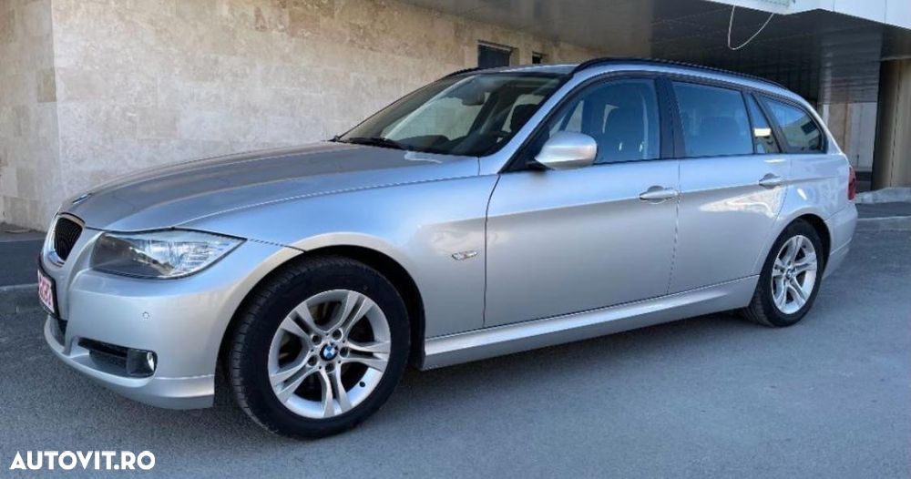BMW Seria 3 318d DPF Touring Aut. - 5