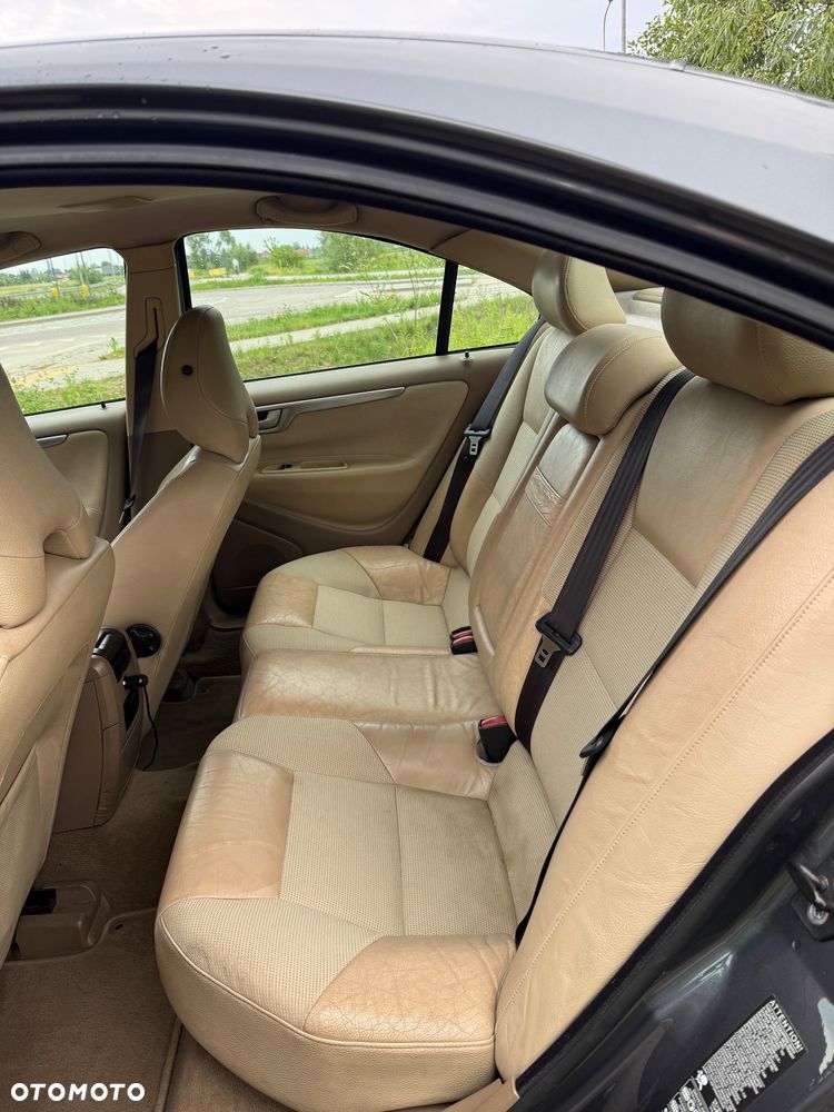 Volvo S60 - 19