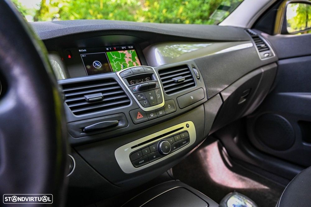Renault Laguna Break 2.0 dCi Dynamique S 120g - 24