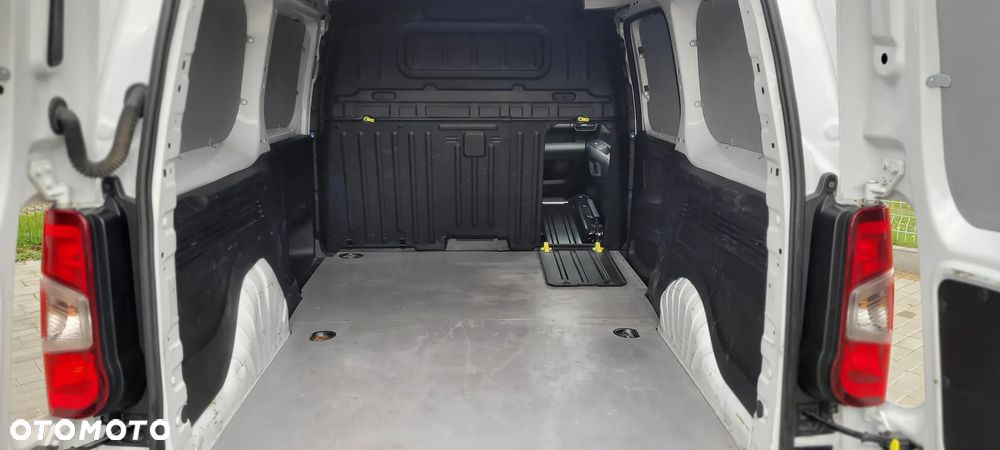 Toyota PROACE CITY - 16