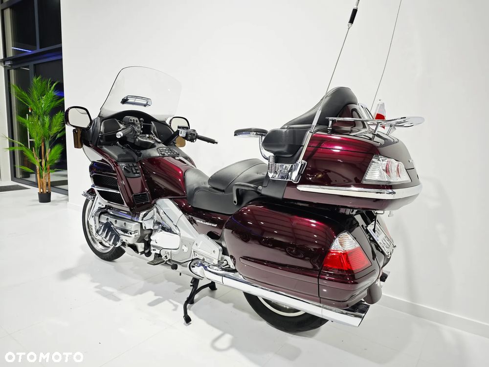 Honda GL - 33