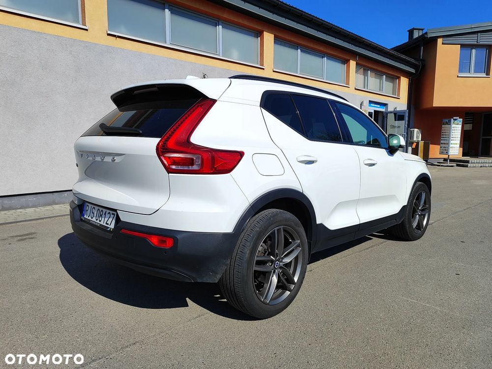 Volvo XC 40 D3 Momentum - 9