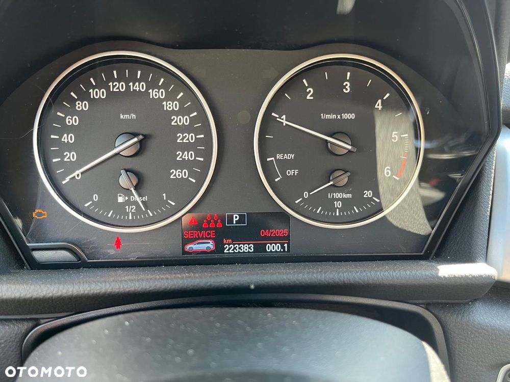 BMW Seria 2 216d Active Tourer Luxury Line - 18