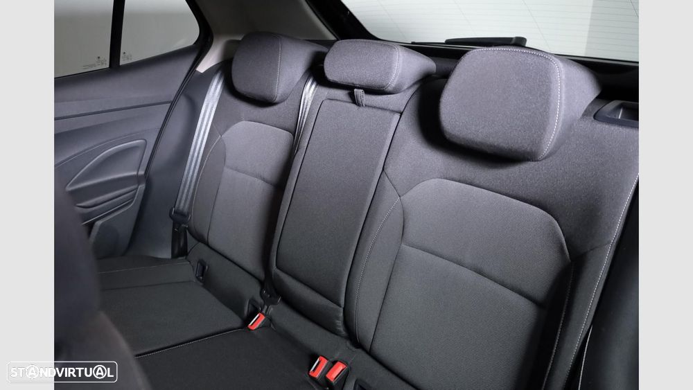 Skoda Fabia 1.0 TSI DSG — fotografia 8