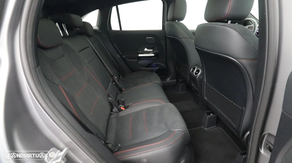 Mercedes-Benz GLA 220 d 4Matic AMG Line - 36
