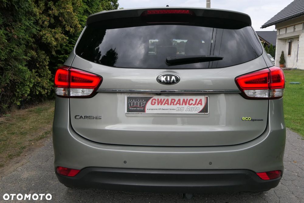 Kia Carens 1.6 GDI L 7os - 15
