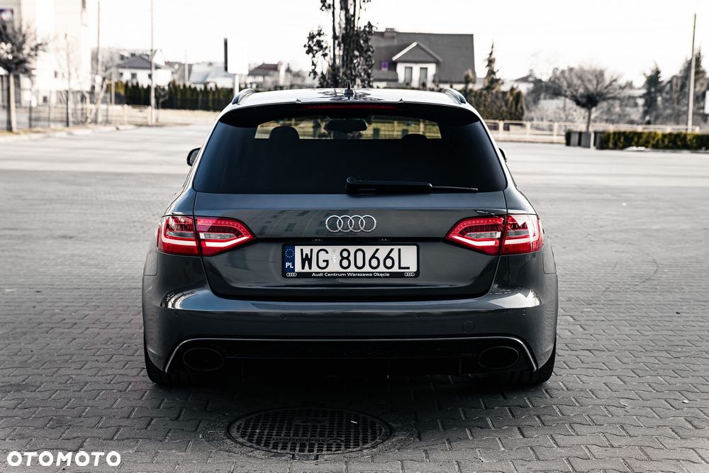 Audi RS4 Avant Avant S tronic - 4