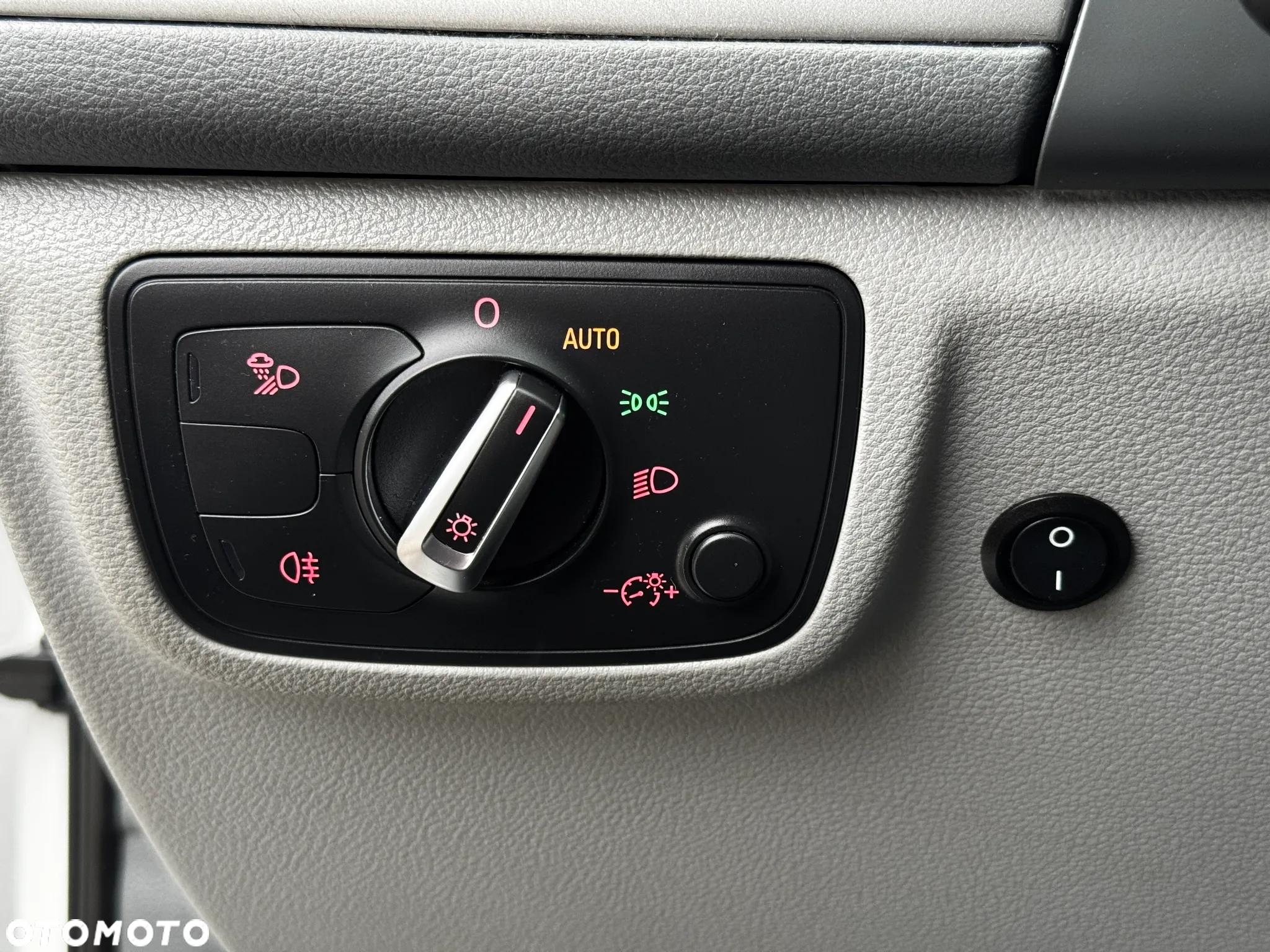 Audi A6 2.0 TDI Multitronic - 28