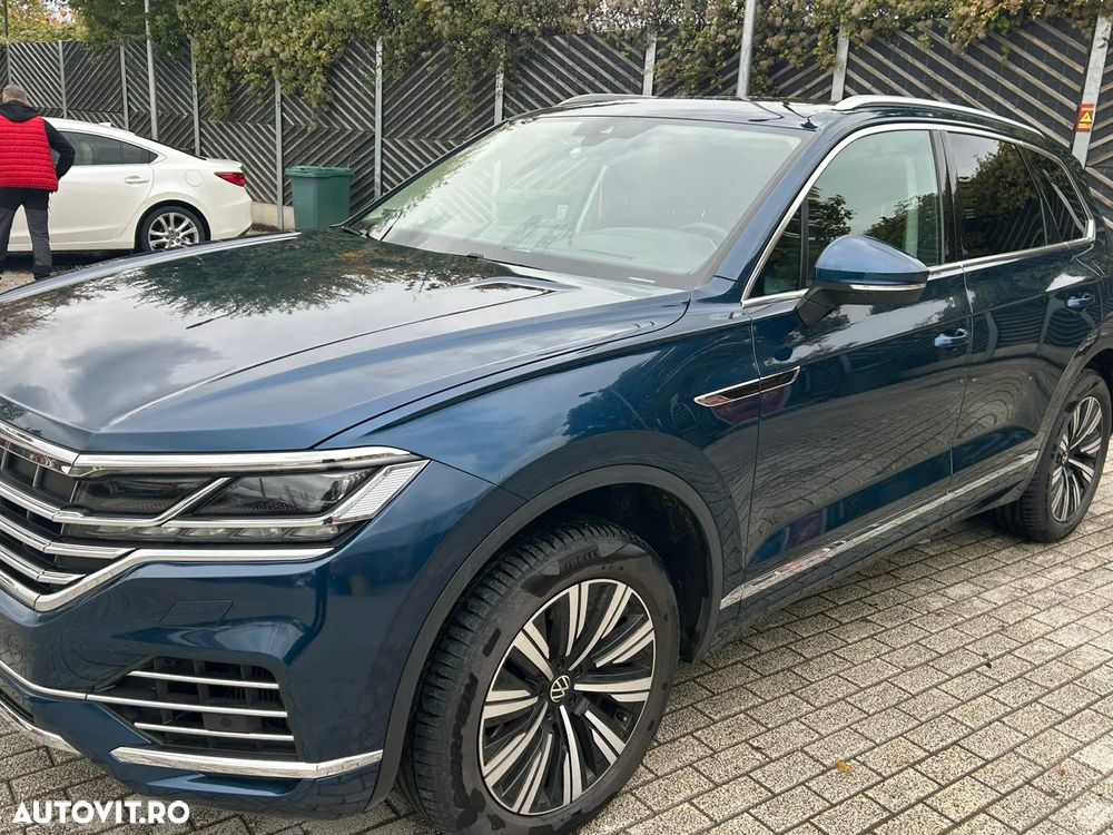 Volkswagen Touareg 3.0 V6 e-Hybrid 4Motion Aut. Elegance - 8