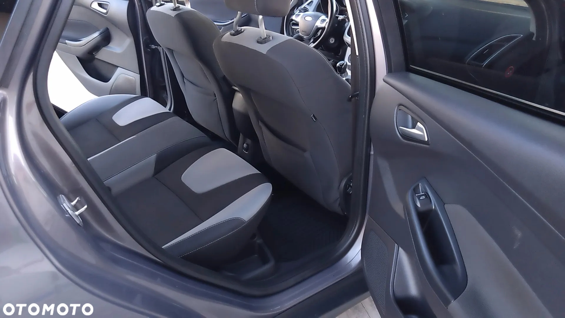 Ford Focus - 14