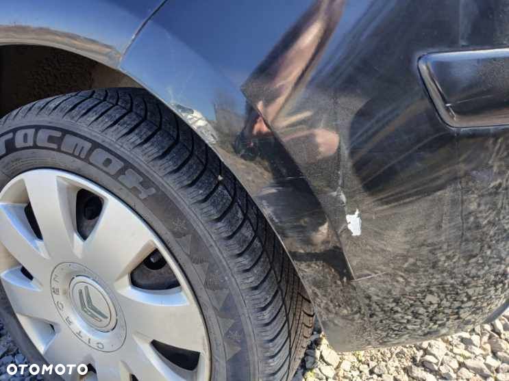 Citroën C4 1.6 HDi Advance - 12