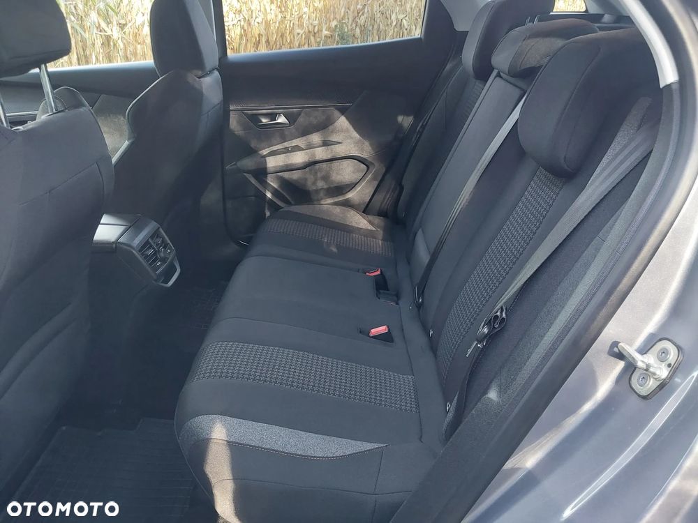 Peugeot 3008 - 26