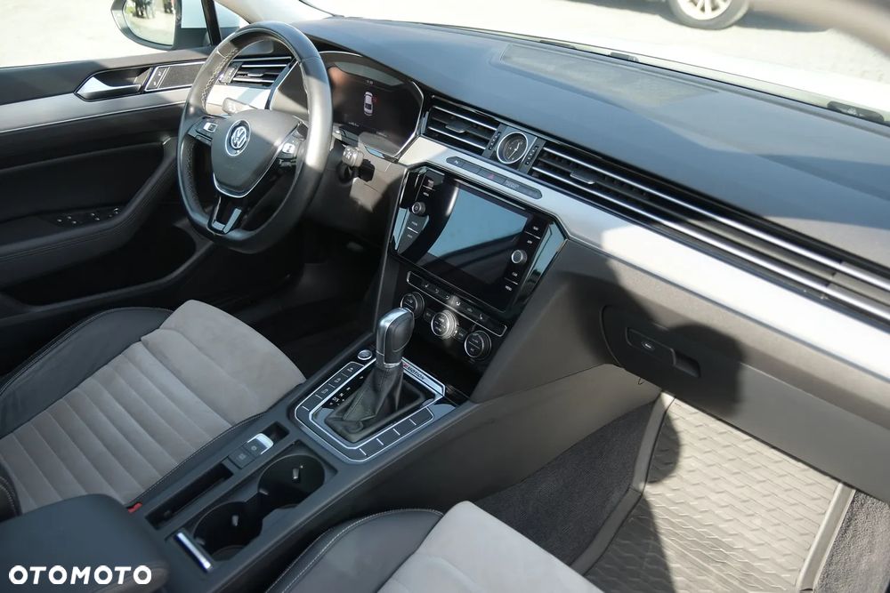Volkswagen Passat 2.0 TDI BMT SCR 4Mot Highline DSG7 - 18