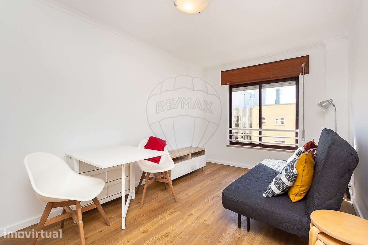 Apartamento T0 para arrendamento - Grande imagem: 2/17