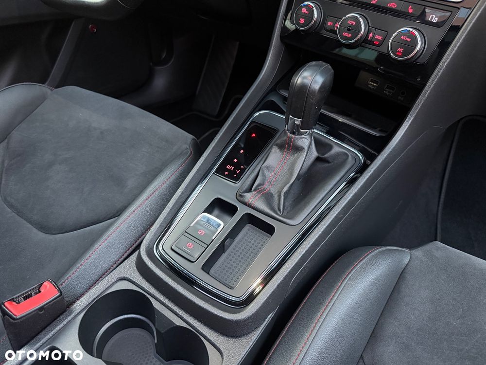 Seat Leon 2.0 TSI FR DSG - 37