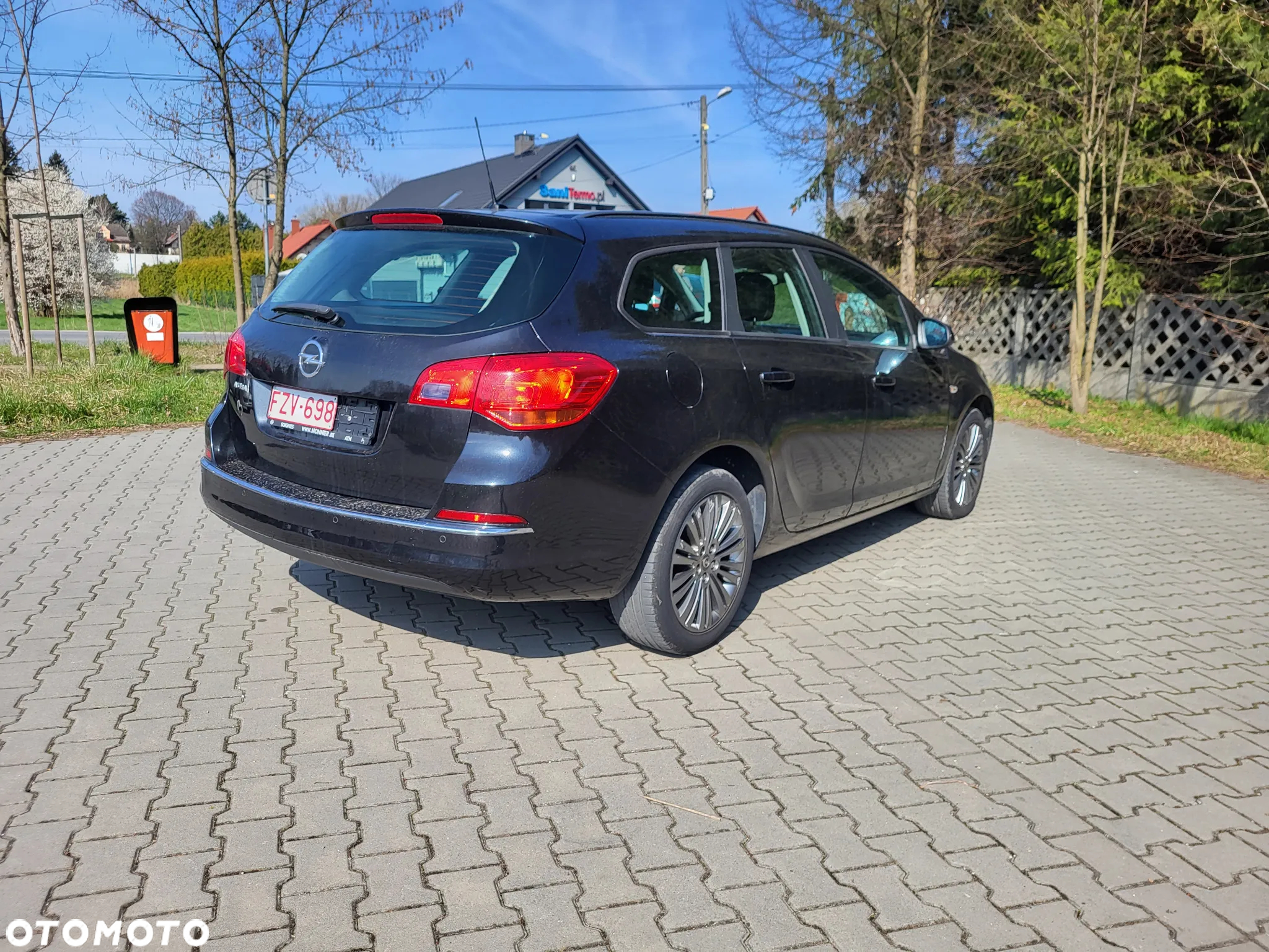 Opel Astra IV 1.4 T Cosmo - 6