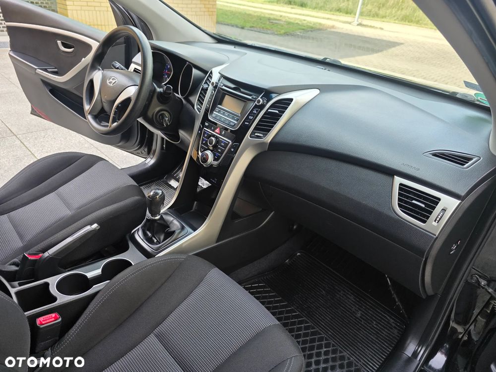 Hyundai i30 1.4 Classic - 11