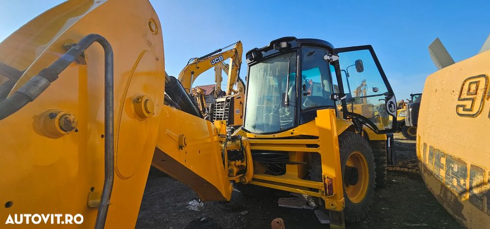 JCB 4CX Buldoexcavator - 6