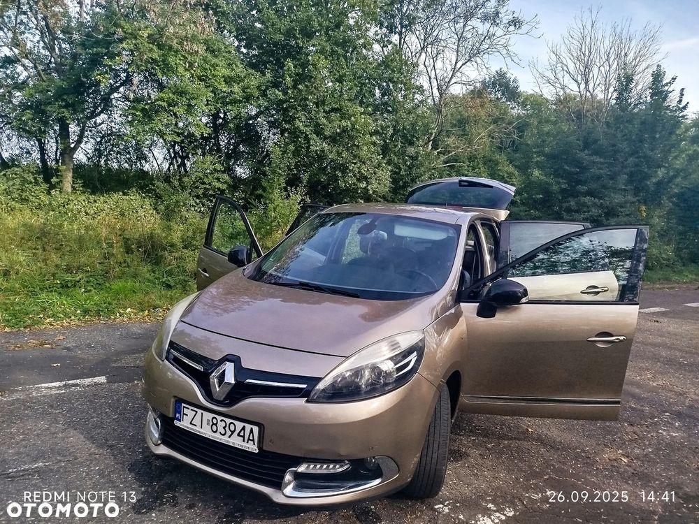 Renault Scenic 1.6 dCi Energy Bose - 17