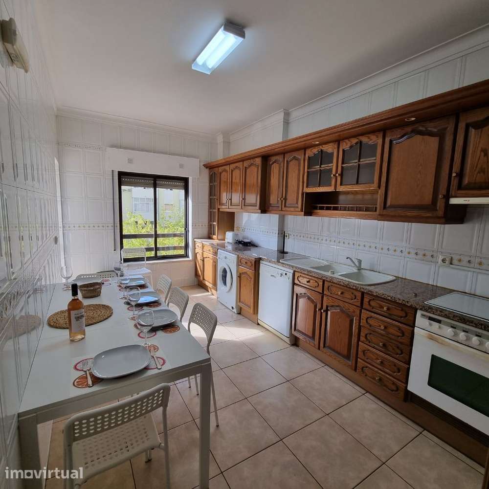 Quarto Estudante/Trabalhadora Feminino - Grande imagem: 2/9