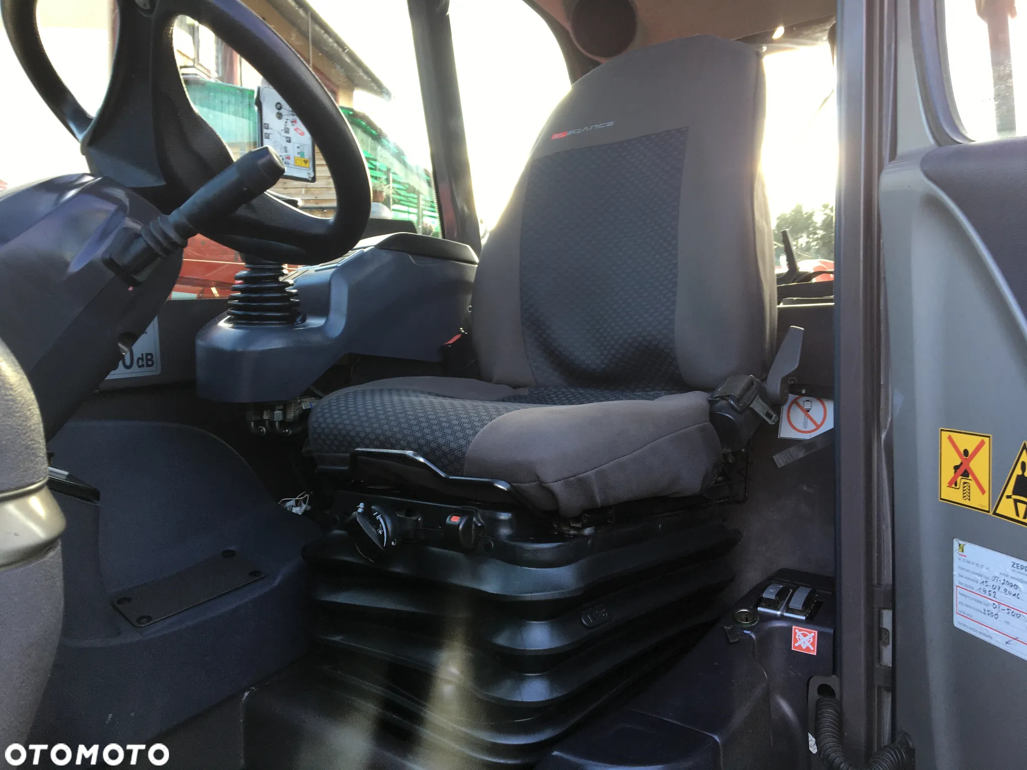 Manitou MHT 790 - 17