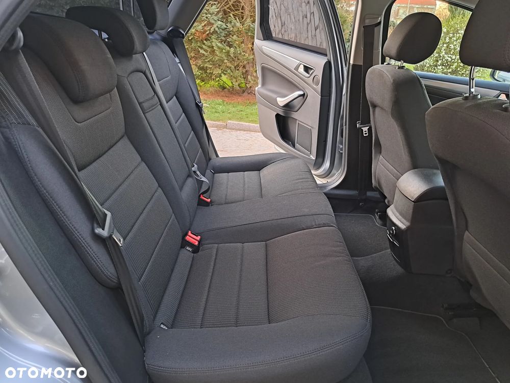 Ford Mondeo 2.0 TDCI Titanium - 32