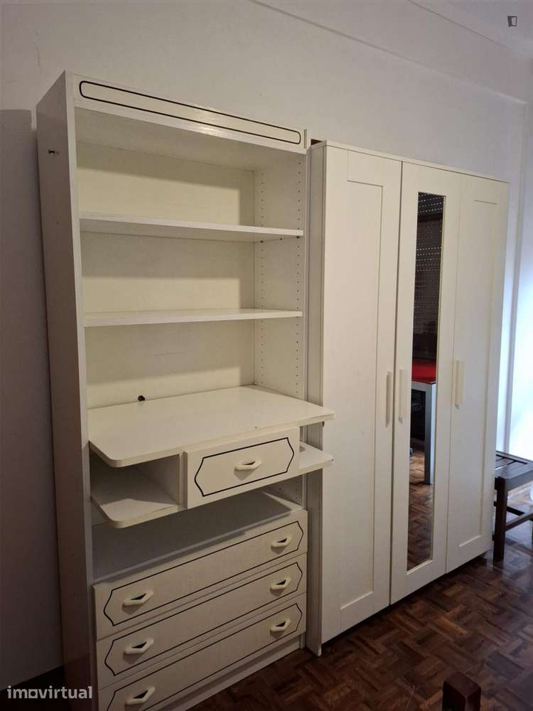 Quarto - localizado em Bairro do Sol Coimbra - Grande imagem: 3/25