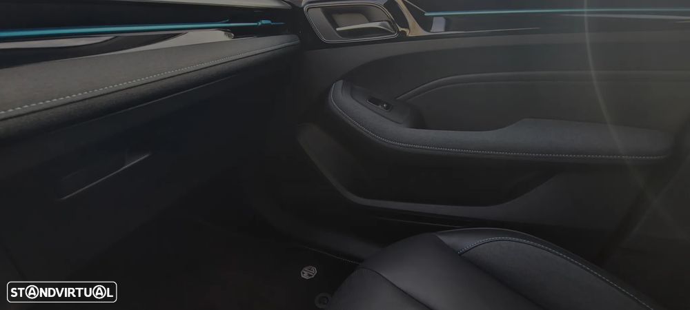 MG MG5 5 Standard Luxury - 14