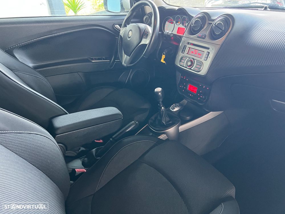 Alfa Romeo MiTo 1.3 JTD Distinctive - 11