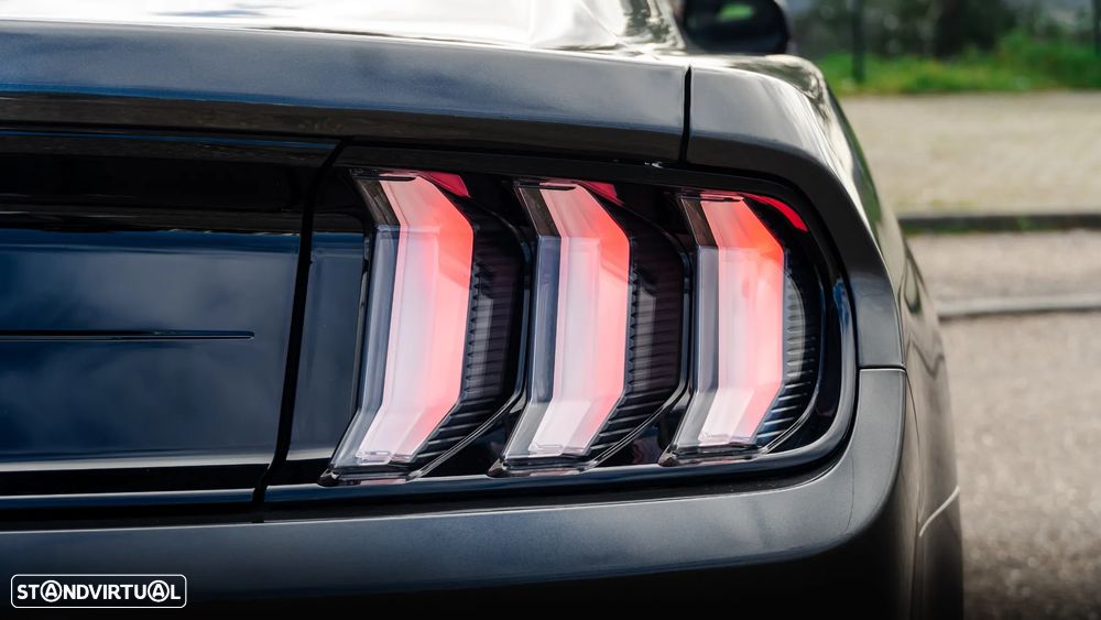 Ford Mustang 2.3i EcoBoost - 19