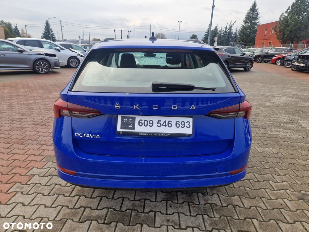 Skoda Octavia 2.0 TDI Ambition - 4