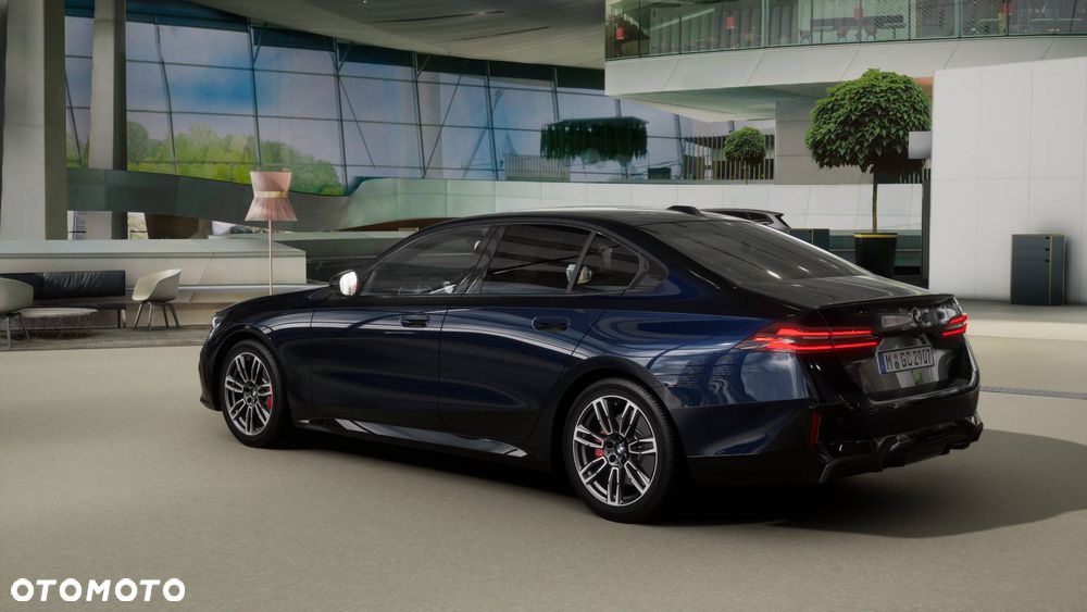 BMW Seria 5 520i mHEV M Sport - 19