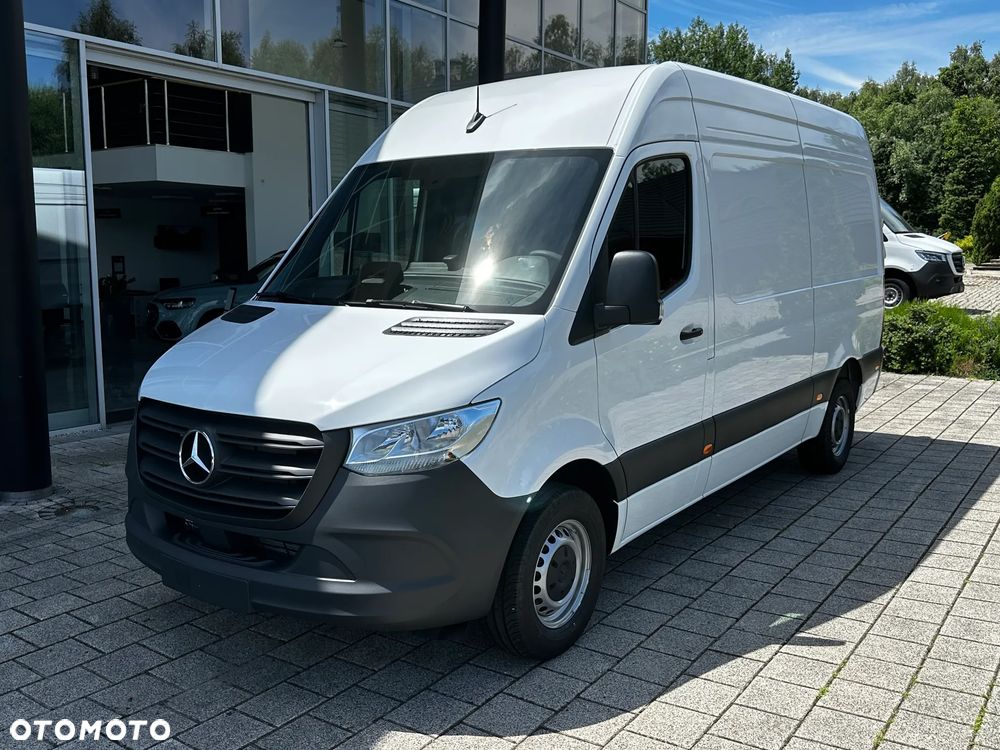 Mercedes-Benz Sprinter - 3