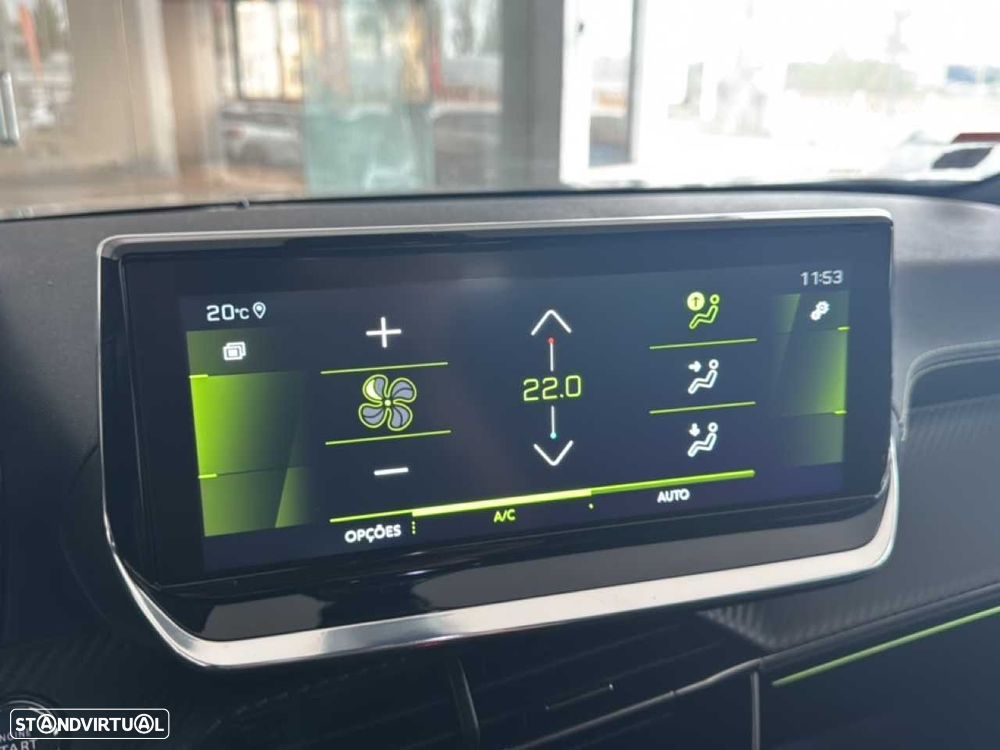 Peugeot 2008 1.2 PureTech GT - 18