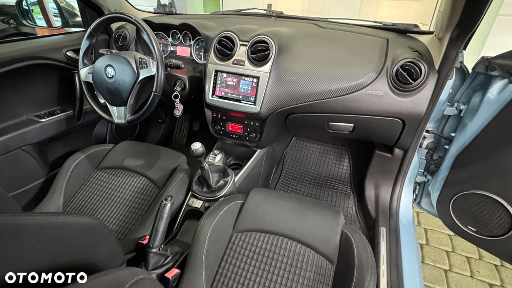 Alfa Romeo Mito - 10