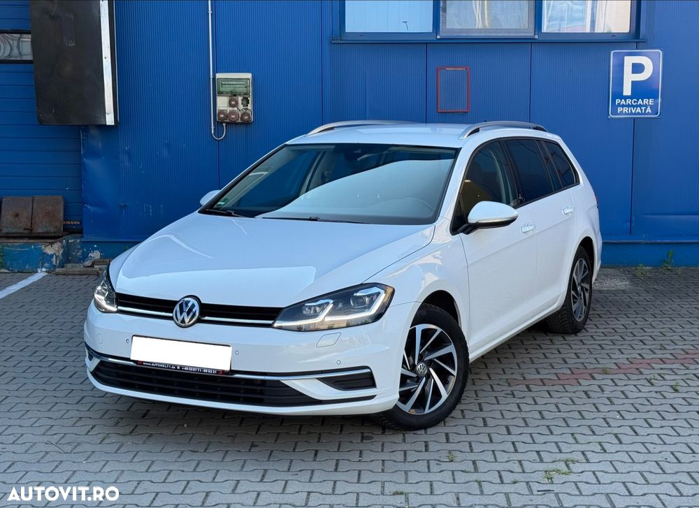 Volkswagen Golf 2.0 TDI DSG Sound - 2