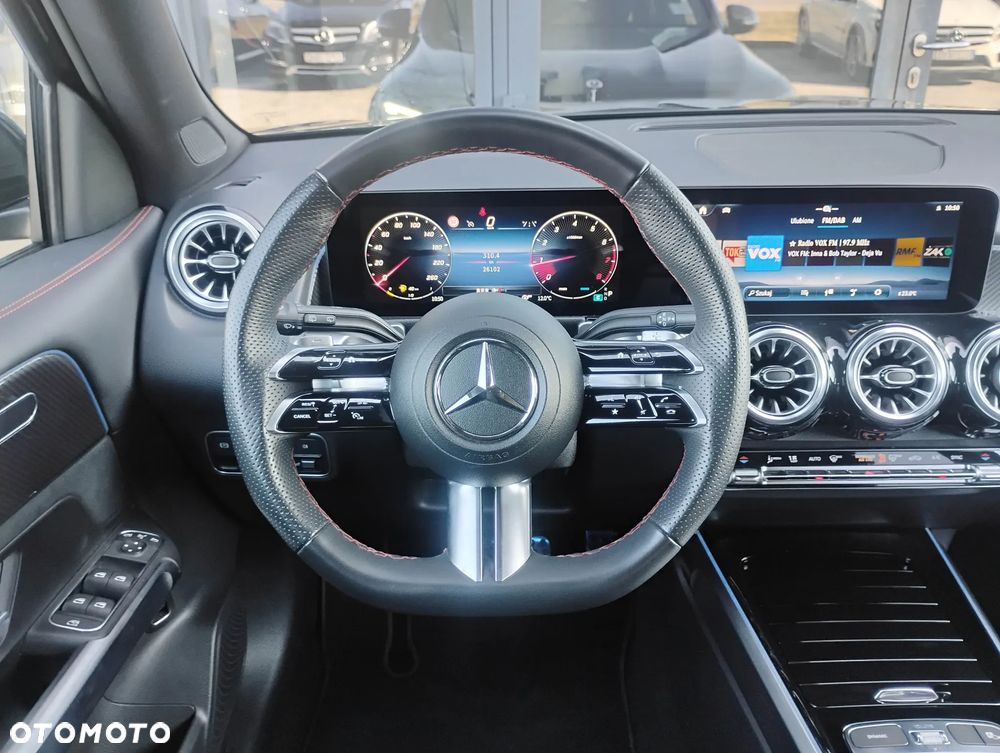 Mercedes-Benz GLB 200 mHEV AMG Line 7G-DCT - 19