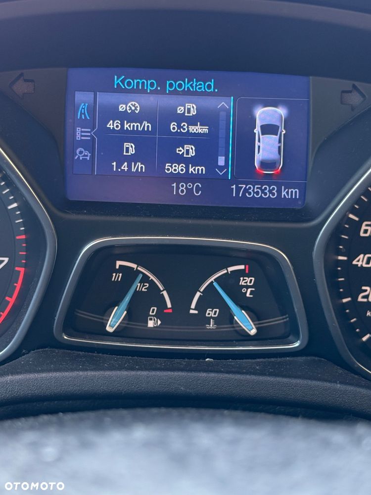Ford Focus 1.0 EcoBoost Titanium - 18