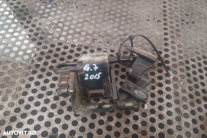 Balama inferioara usa fata dreapta 1K0831402 Volkswagen VW Golf 7 [20 - 4
