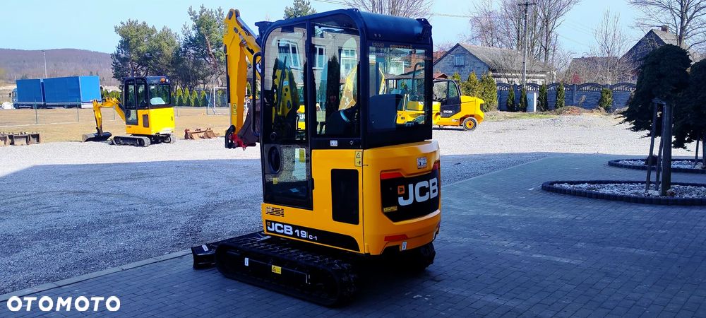 JCB JCB 19 C -1 ful opcja najbogatsza jak nowa mini koparka sprowadzona 8020 1 wł 8018 okazja 16 - 22